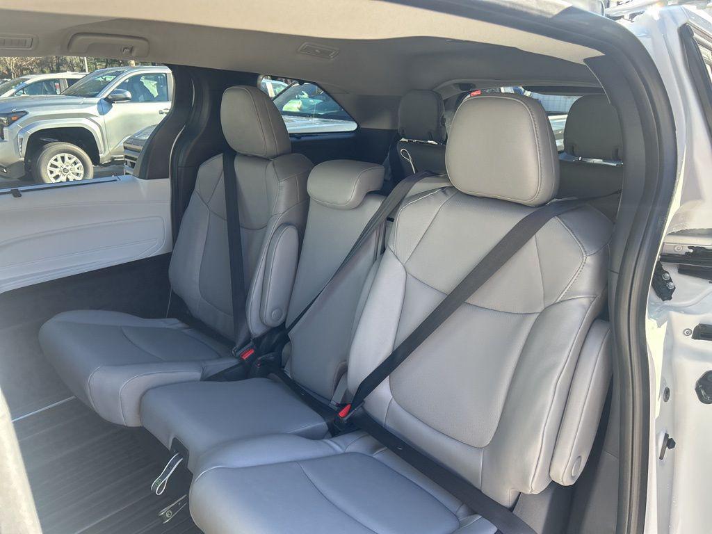 new 2026 Toyota Sienna car, priced at $48,258