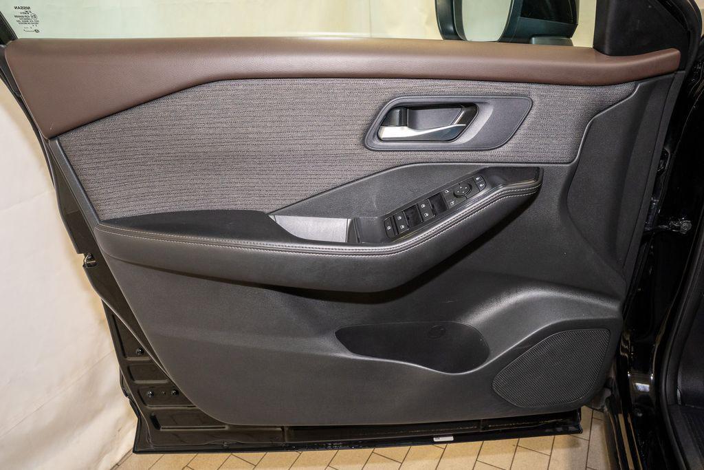 used 2023 Nissan Rogue car, priced at $19,784