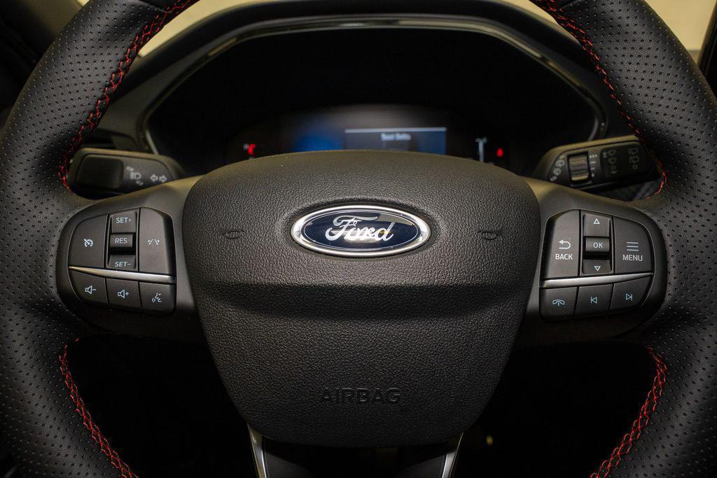 used 2025 Ford Escape car, priced at $25,108