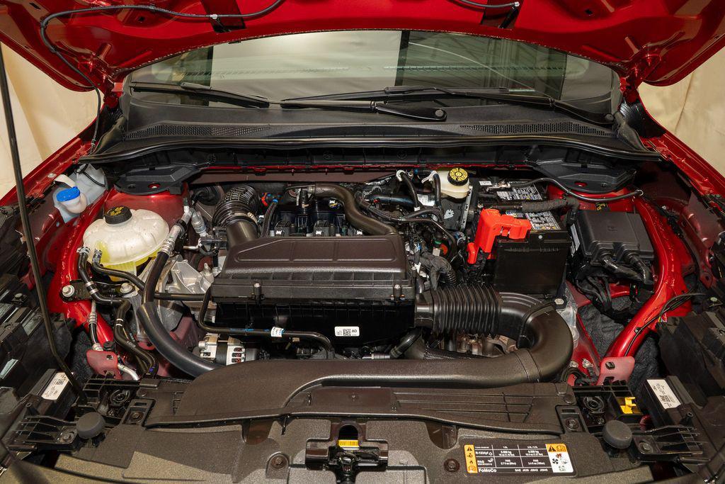 used 2025 Ford Escape car, priced at $25,108