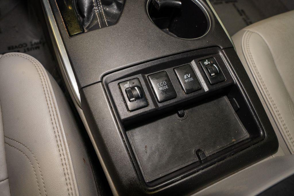 used 2017 Toyota Camry Hybrid car, priced at $14,617