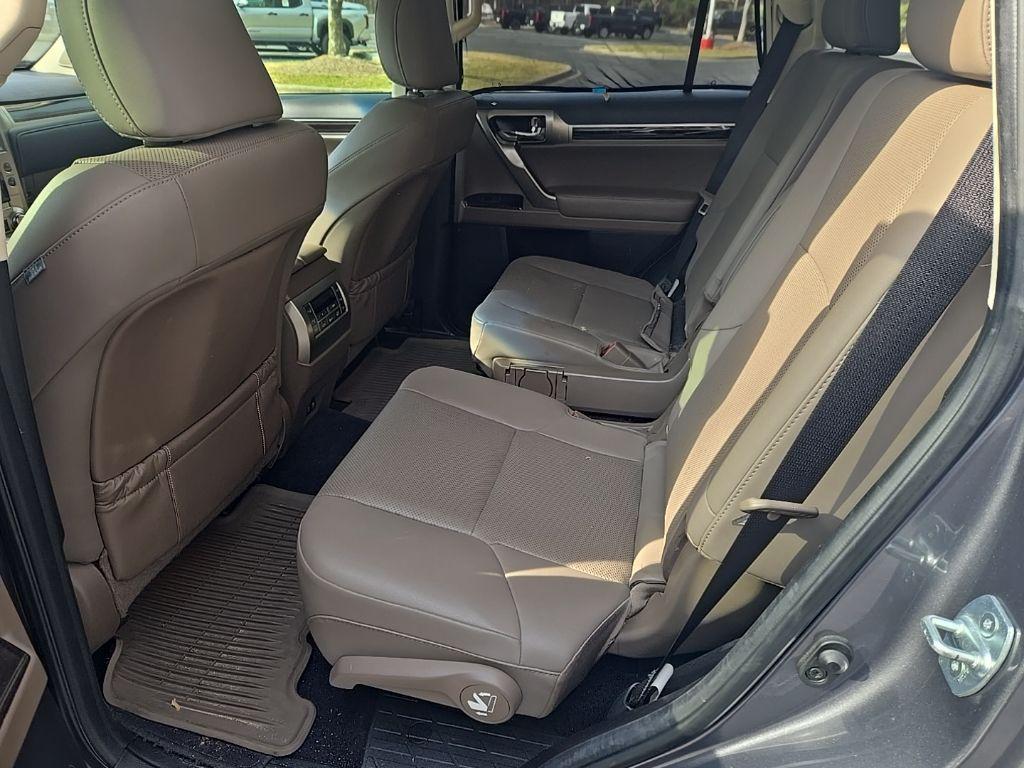 used 2020 Lexus GX 460 car, priced at $36,128