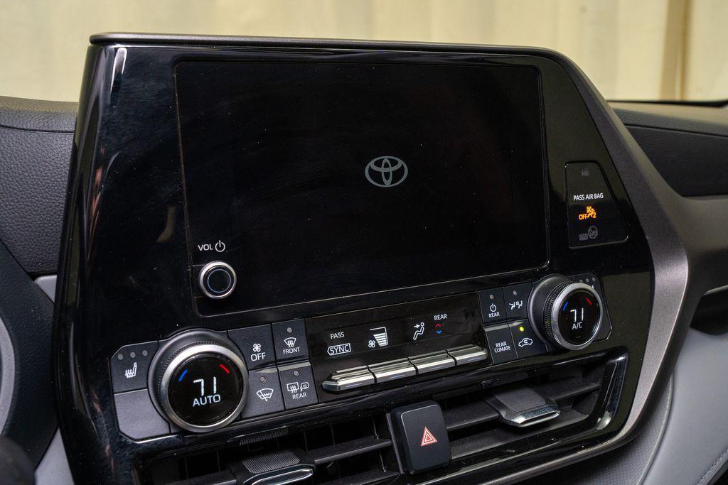 used 2023 Toyota Highlander car, priced at $37,530