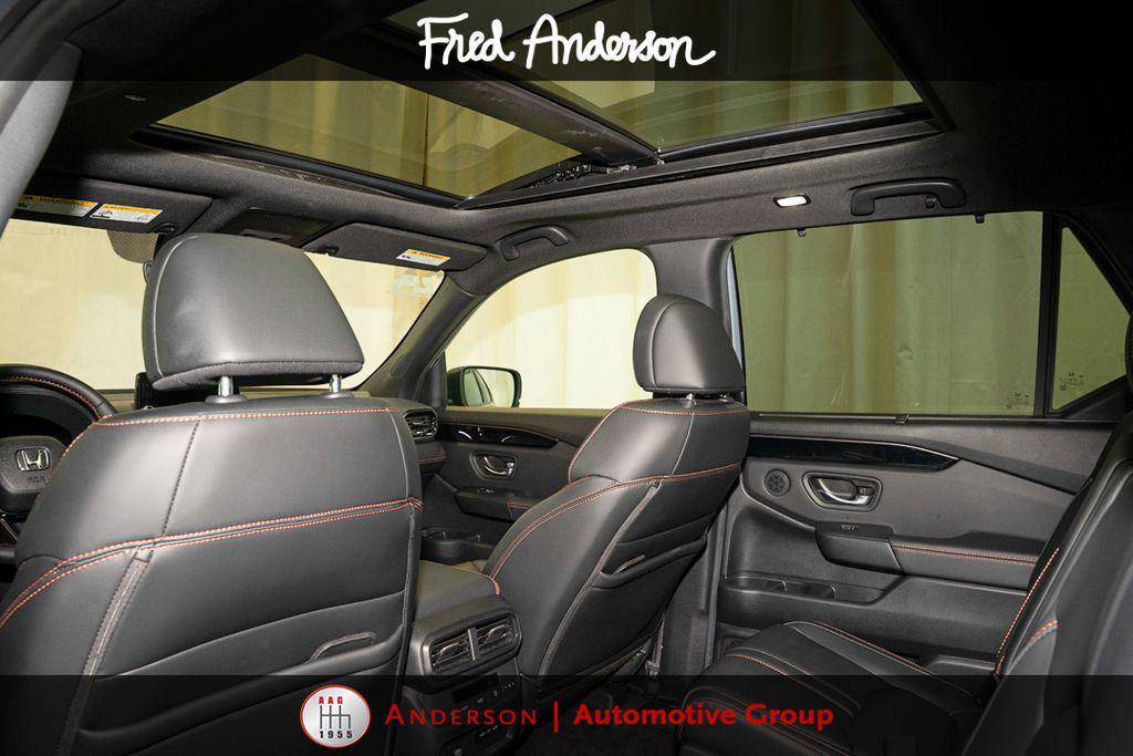 used 2024 Honda Pilot car, priced at $44,231