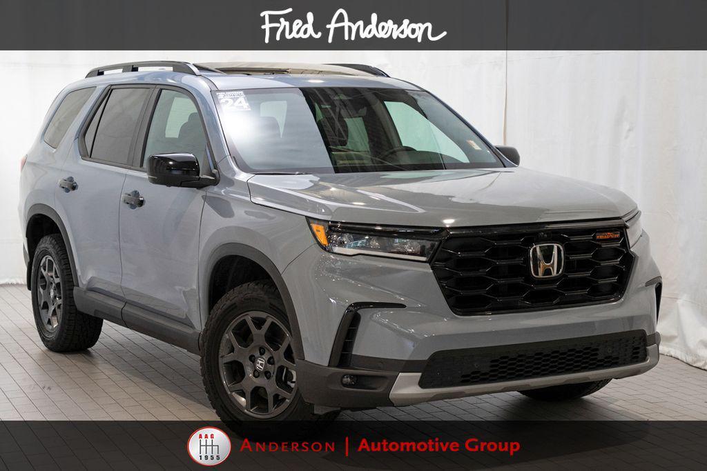 used 2024 Honda Pilot car, priced at $44,231