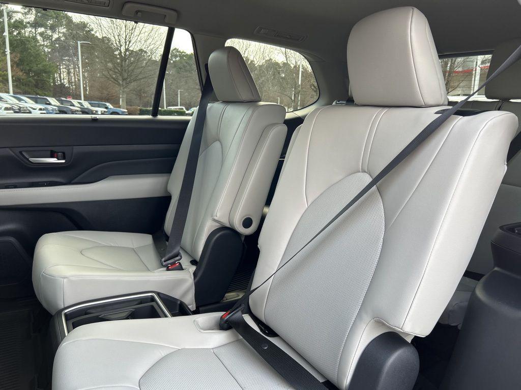 new 2026 Toyota Grand Highlander car, priced at $48,252