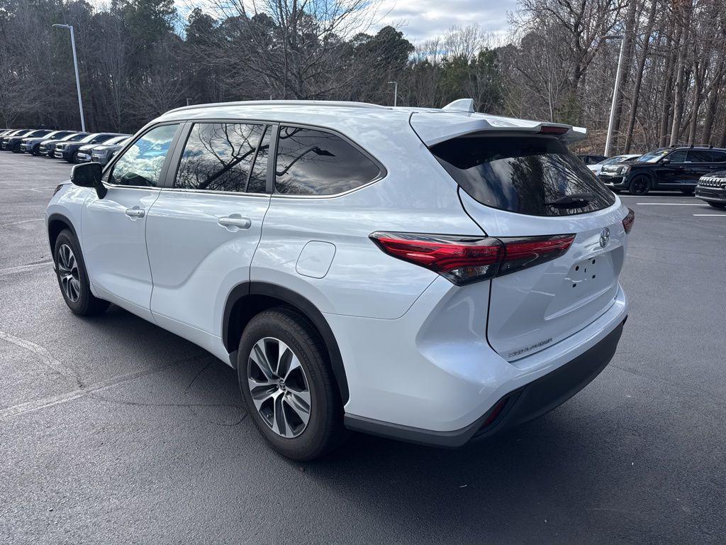 used 2023 Toyota Highlander car, priced at $35,442