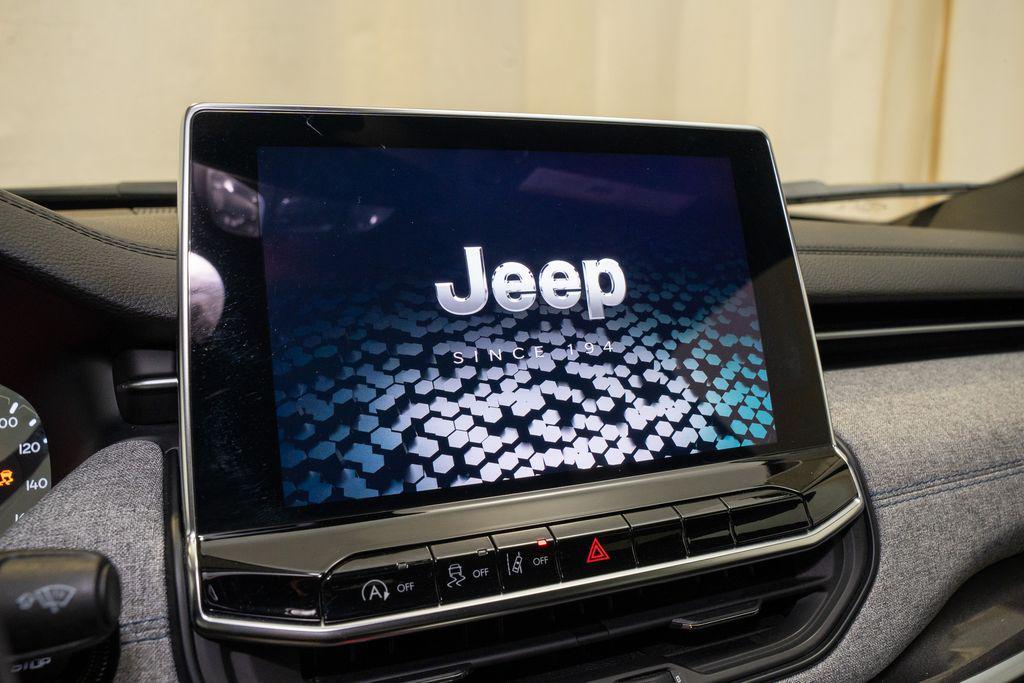 used 2024 Jeep Compass car, priced at $19,304