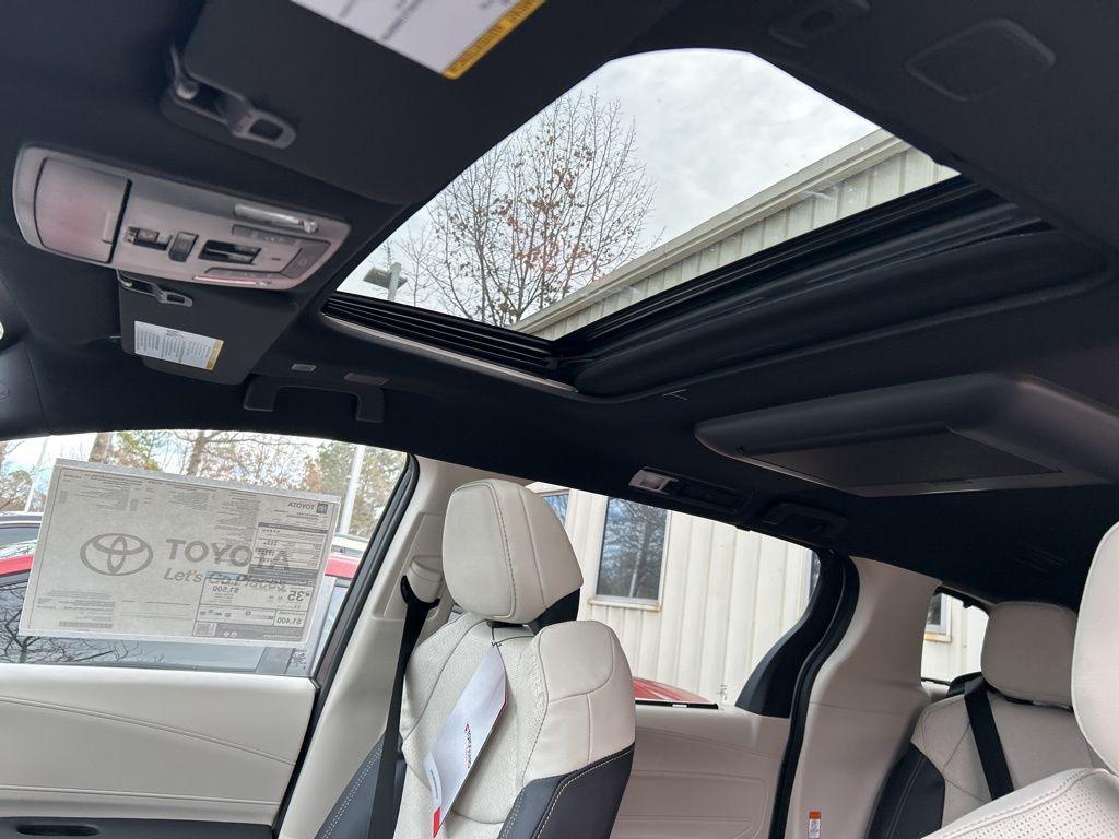 new 2026 Toyota Sienna car, priced at $64,623