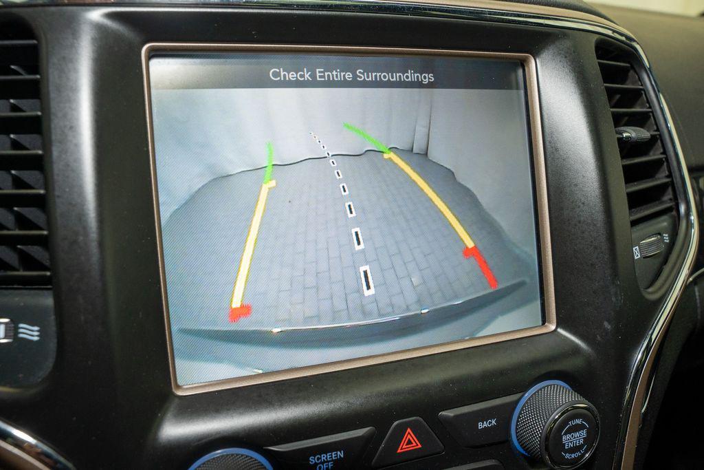 used 2015 Jeep Grand Cherokee car, priced at $13,902