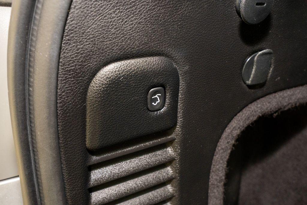 used 2015 Jeep Grand Cherokee car, priced at $13,902