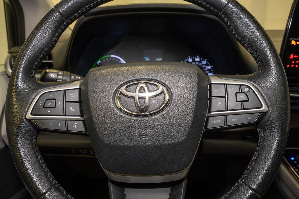 used 2021 Toyota Sienna car, priced at $30,879