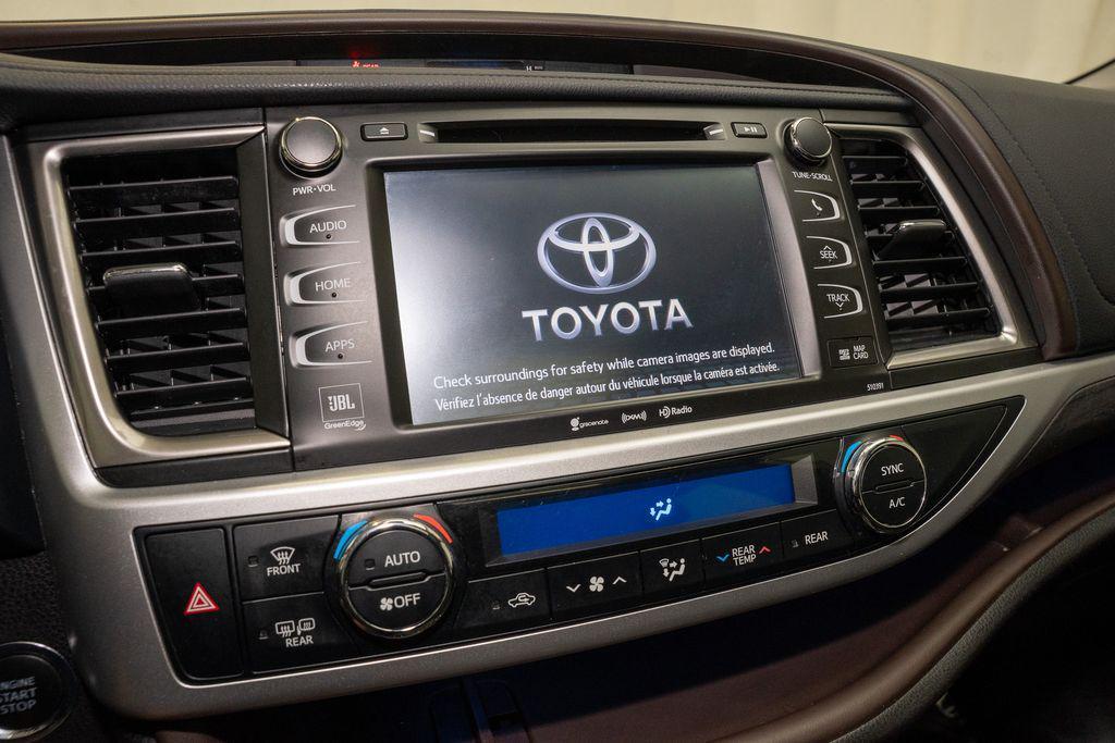 used 2019 Toyota Highlander car, priced at $25,197