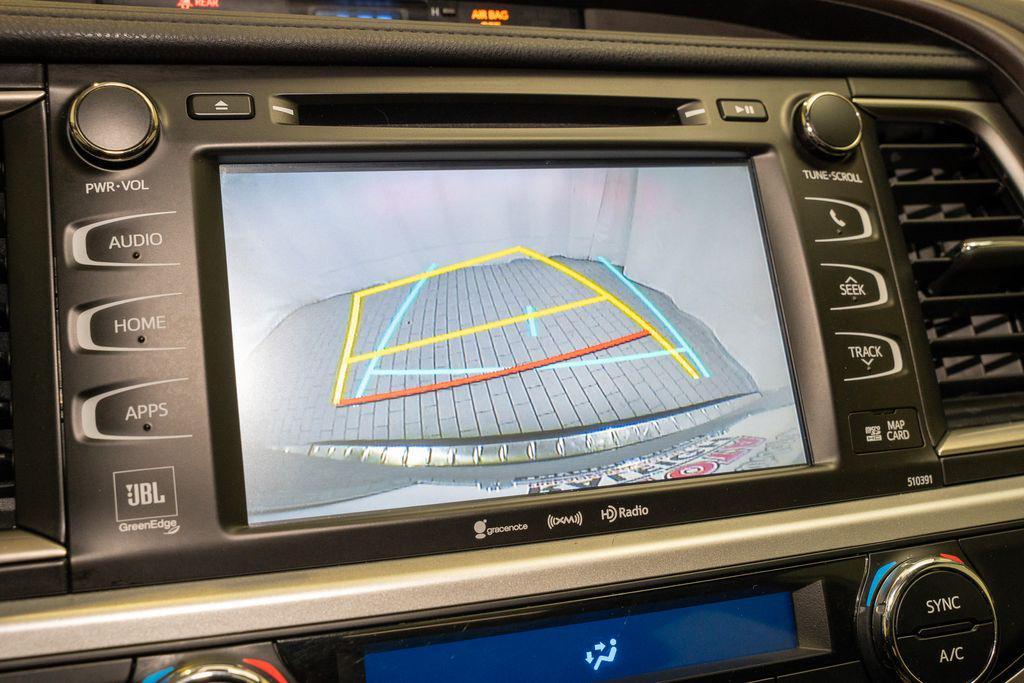 used 2019 Toyota Highlander car, priced at $25,197