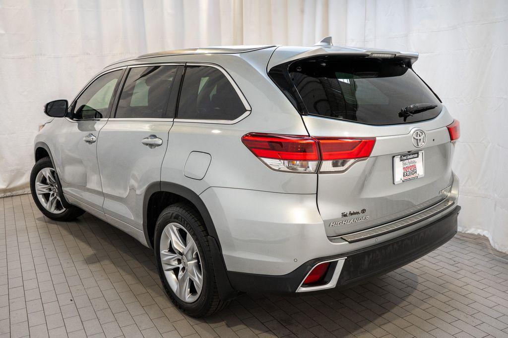 used 2019 Toyota Highlander car, priced at $25,197
