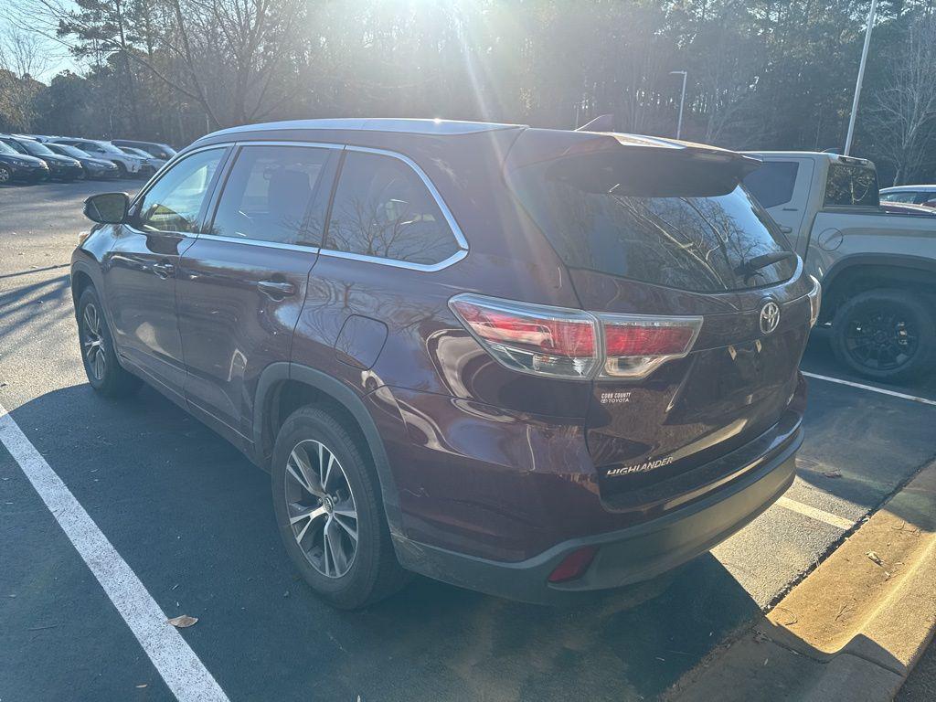 used 2016 Toyota Highlander car, priced at $23,063