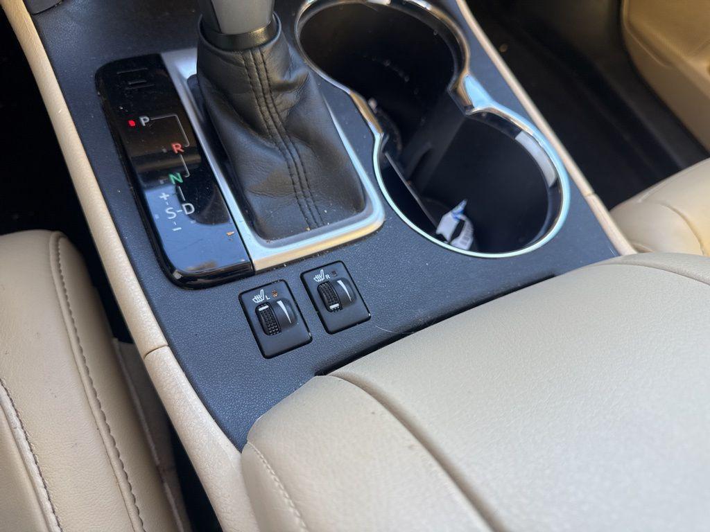 used 2016 Toyota Highlander car, priced at $23,063