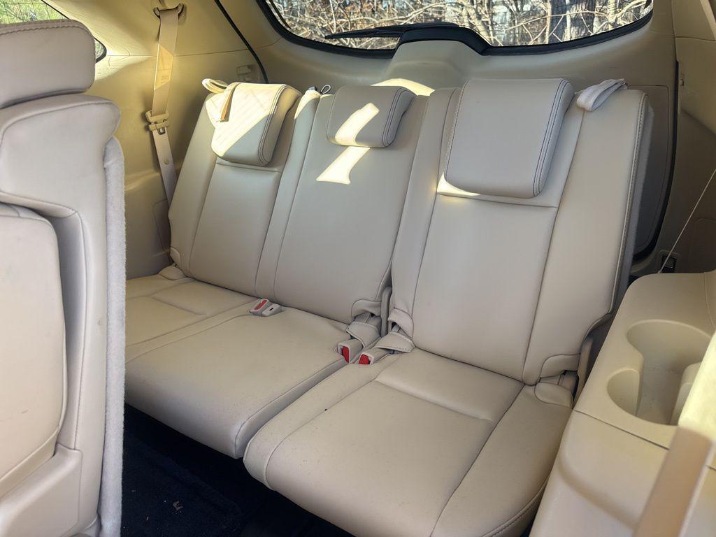 used 2016 Toyota Highlander car, priced at $23,063