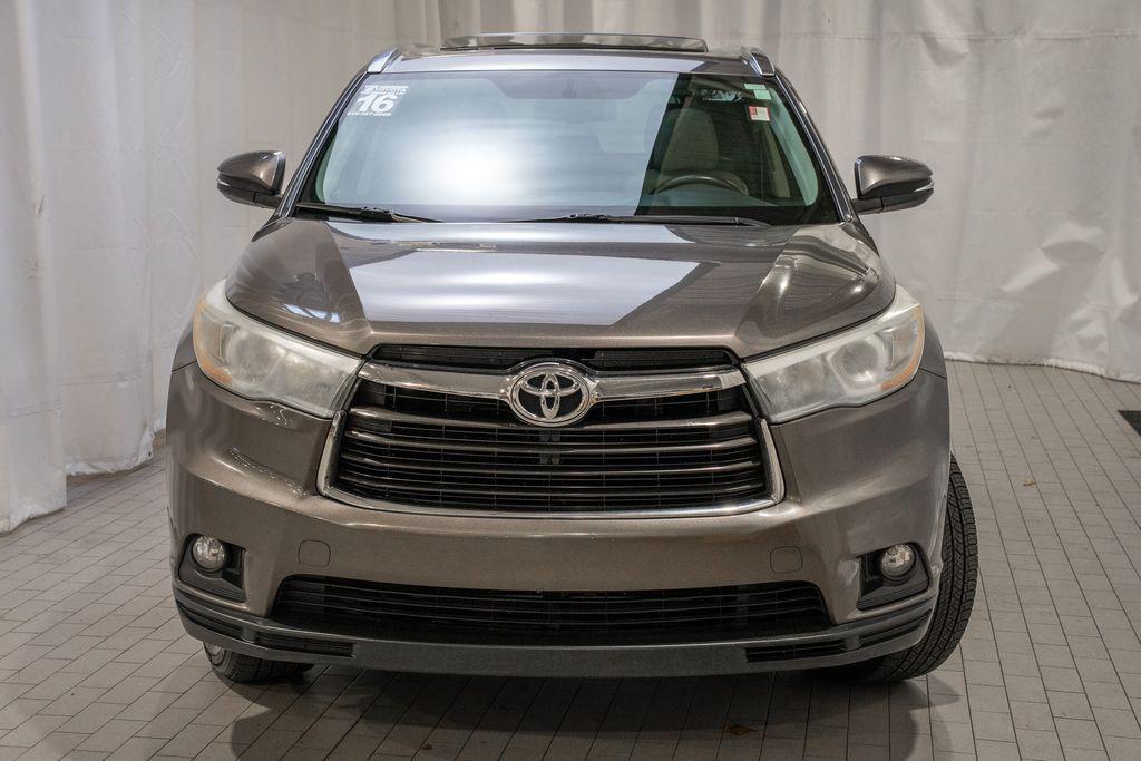 used 2016 Toyota Highlander car, priced at $16,166