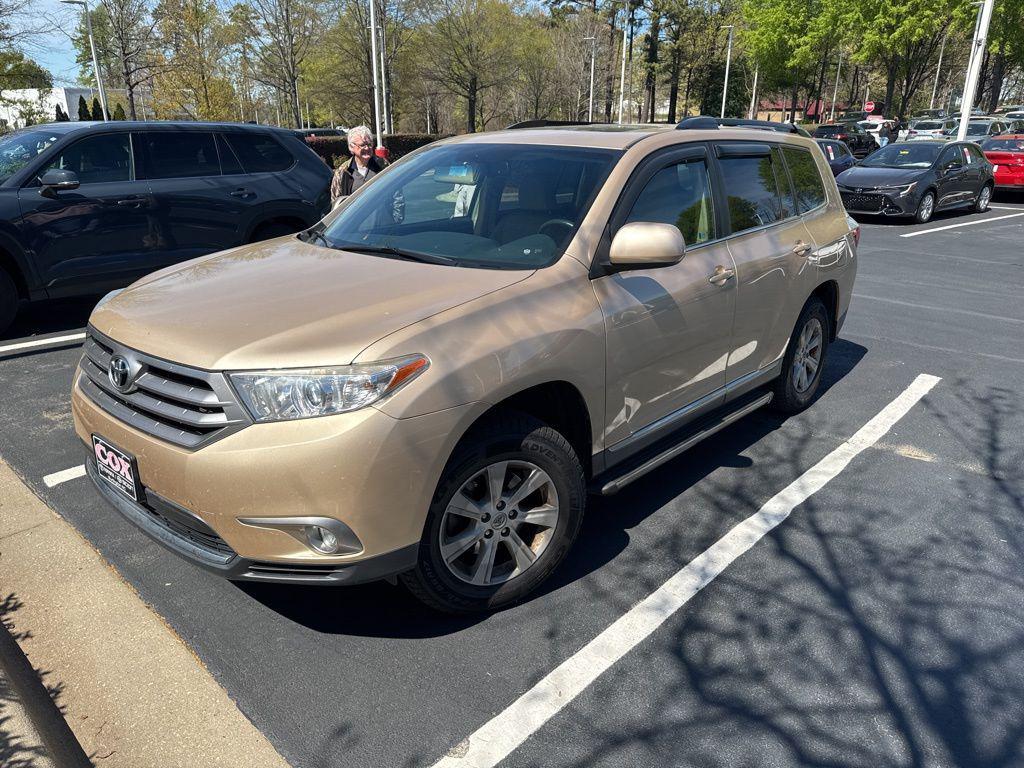 used 2013 Toyota Highlander car, priced at $16,097