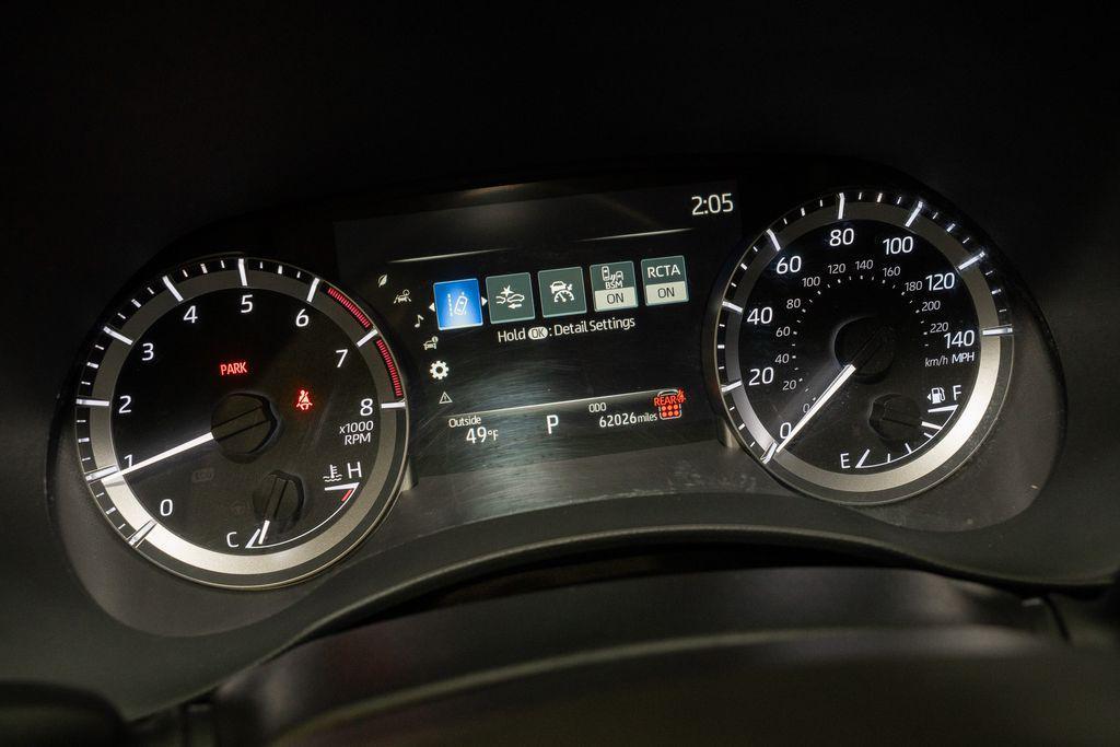 used 2024 Toyota Highlander car, priced at $30,818