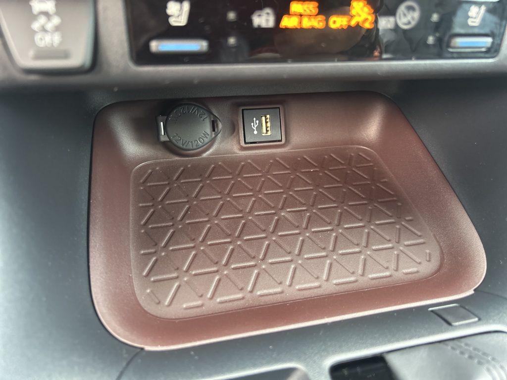 new 2025 Toyota RAV4 car, priced at $40,482