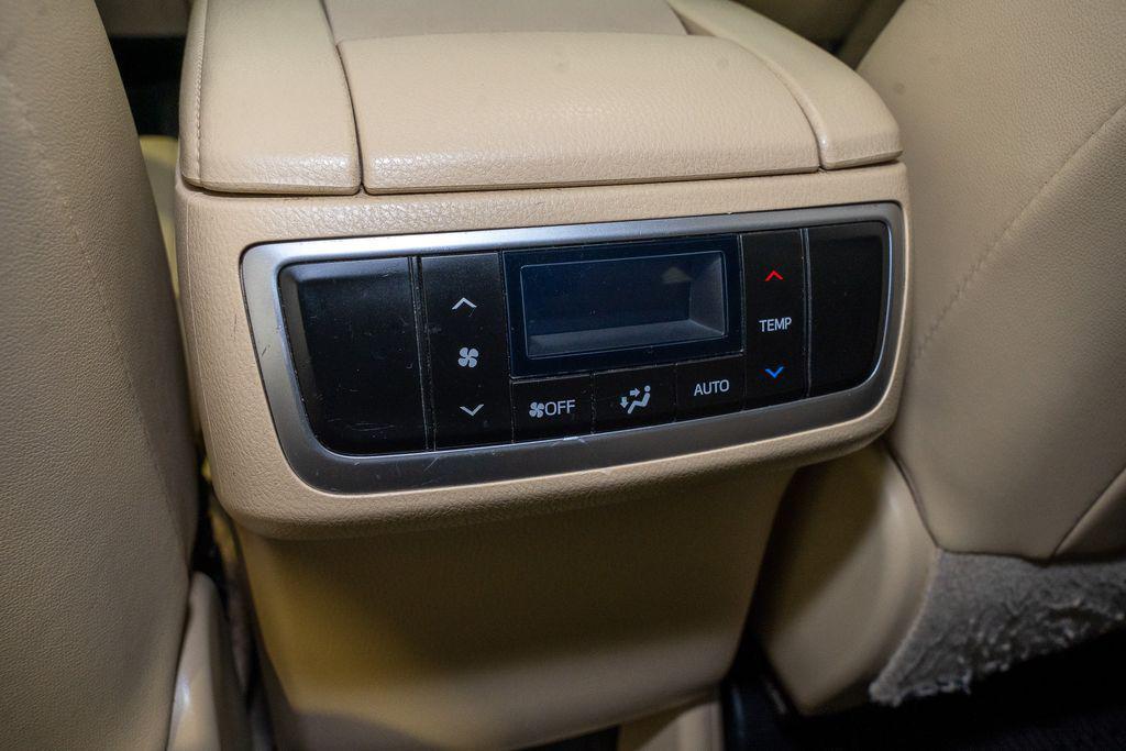 used 2015 Toyota Highlander car, priced at $13,833