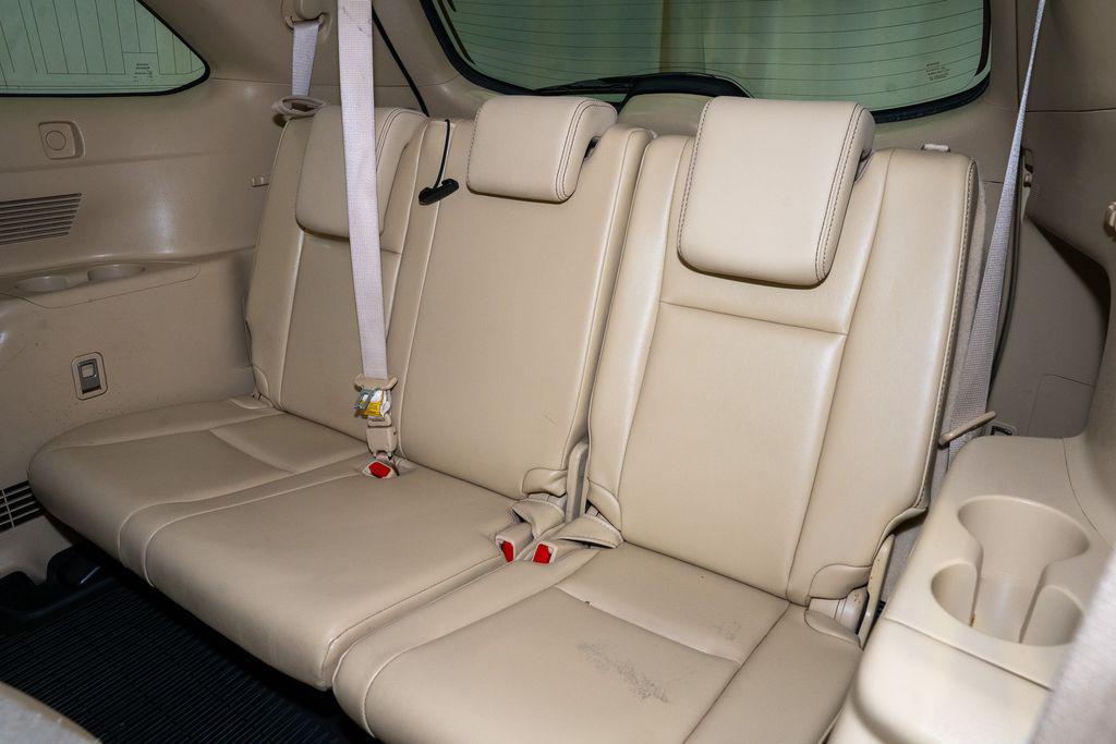 used 2015 Toyota Highlander car, priced at $13,833