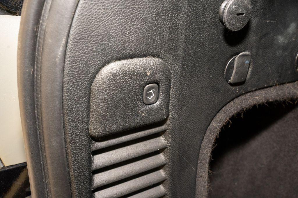 used 2018 Jeep Grand Cherokee car, priced at $16,833