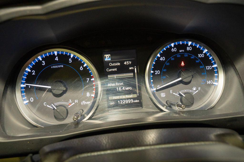 used 2018 Toyota Highlander car, priced at $18,429