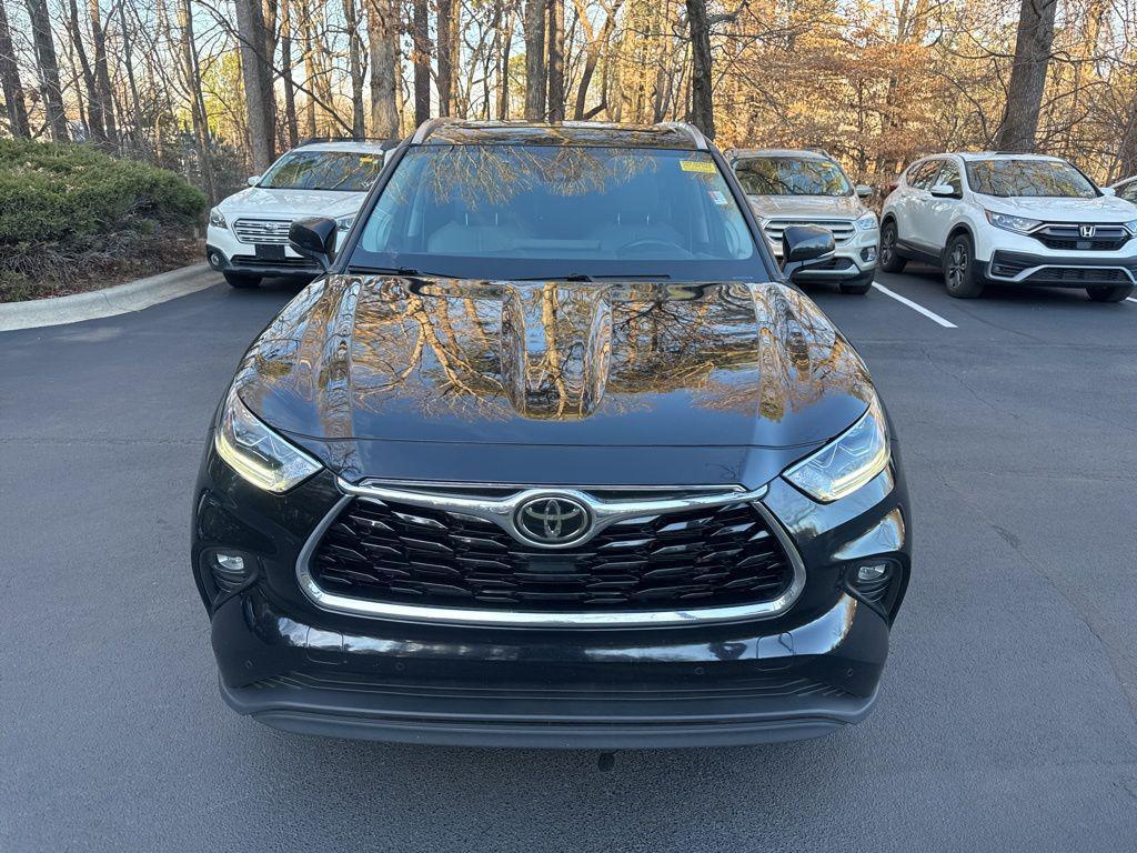 used 2023 Toyota Highlander car, priced at $36,181