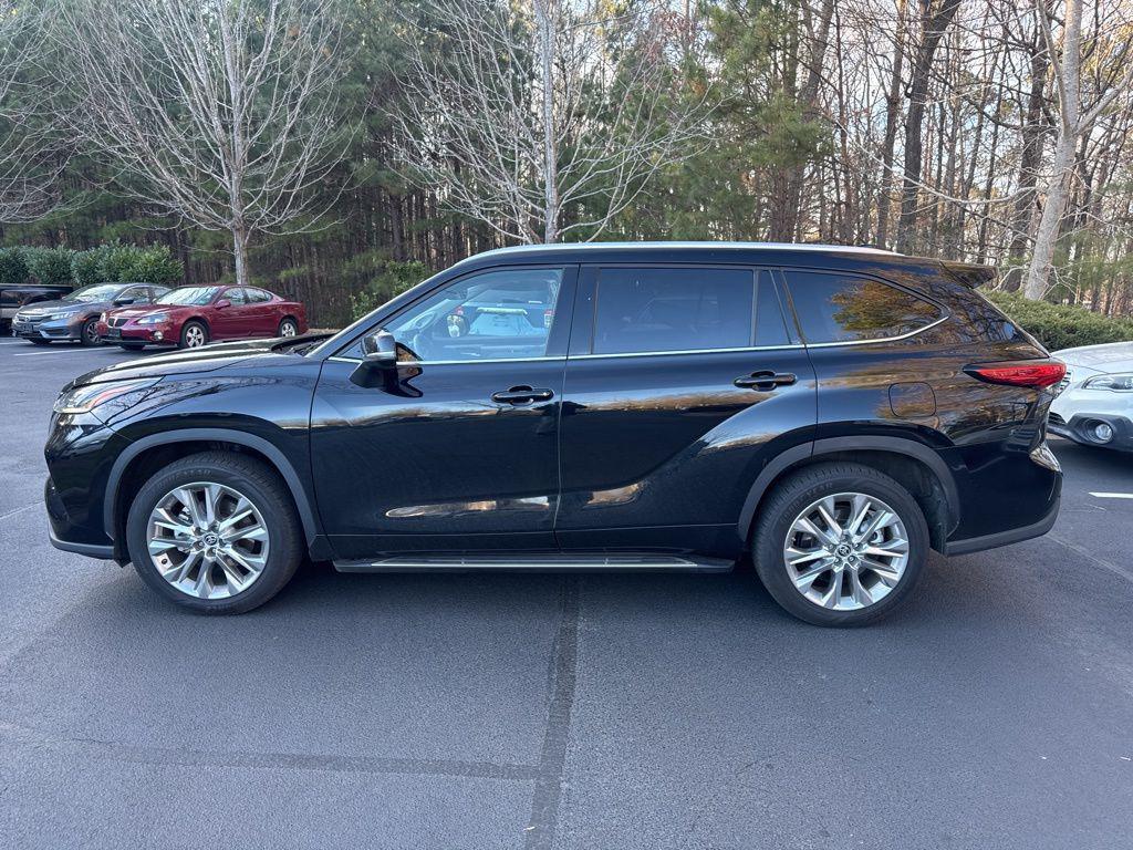 used 2023 Toyota Highlander car, priced at $36,181