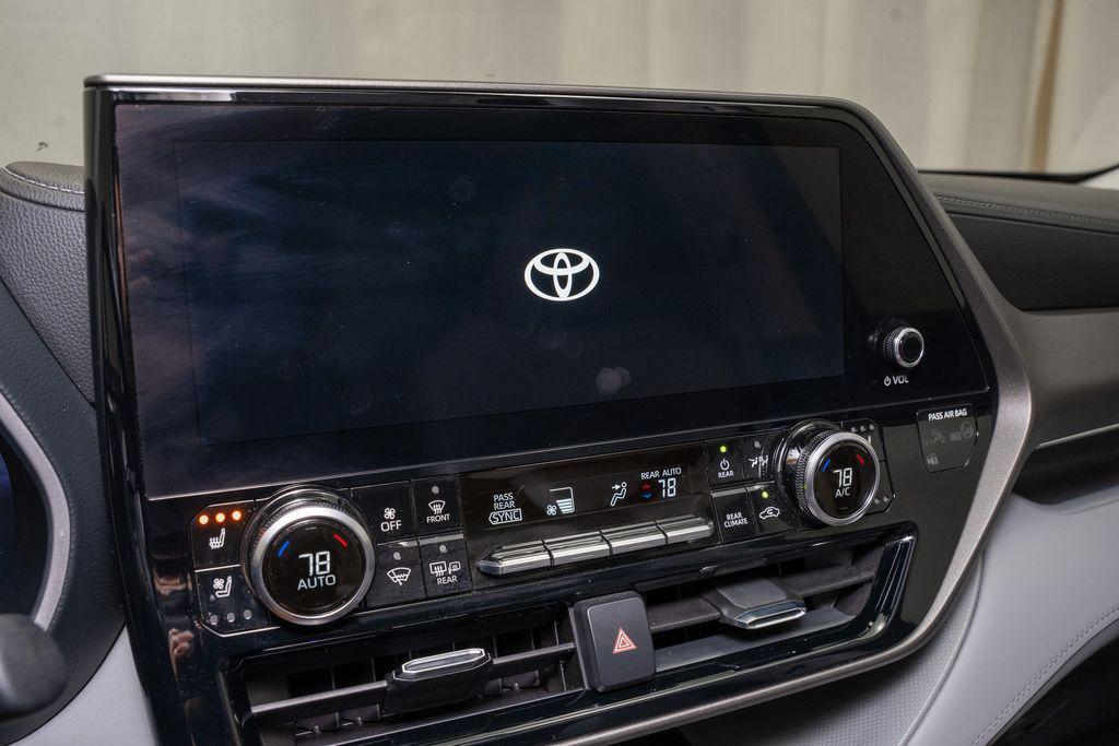 used 2023 Toyota Highlander car, priced at $33,936