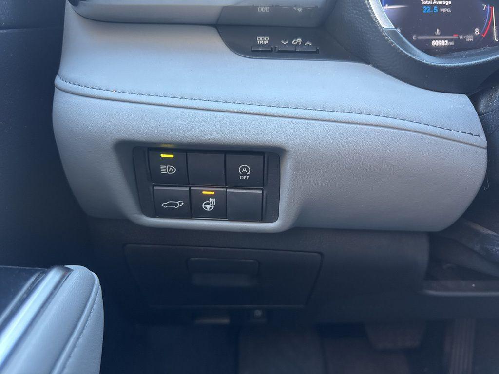 used 2023 Toyota Highlander car, priced at $36,181