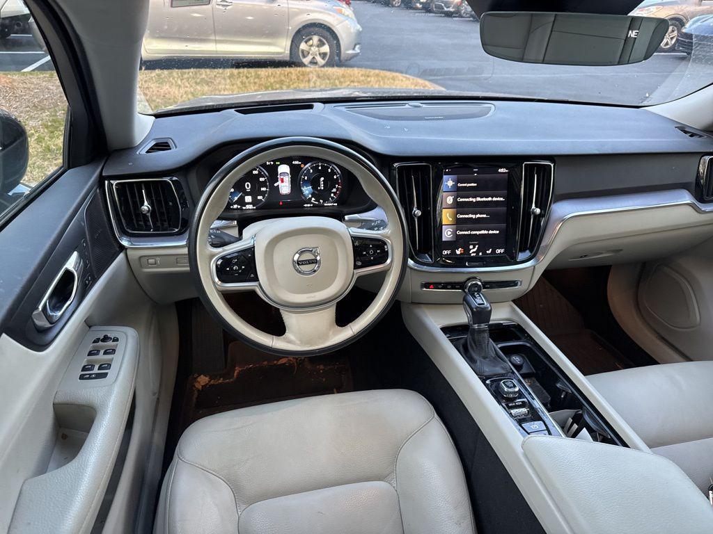 used 2019 Volvo V60 car