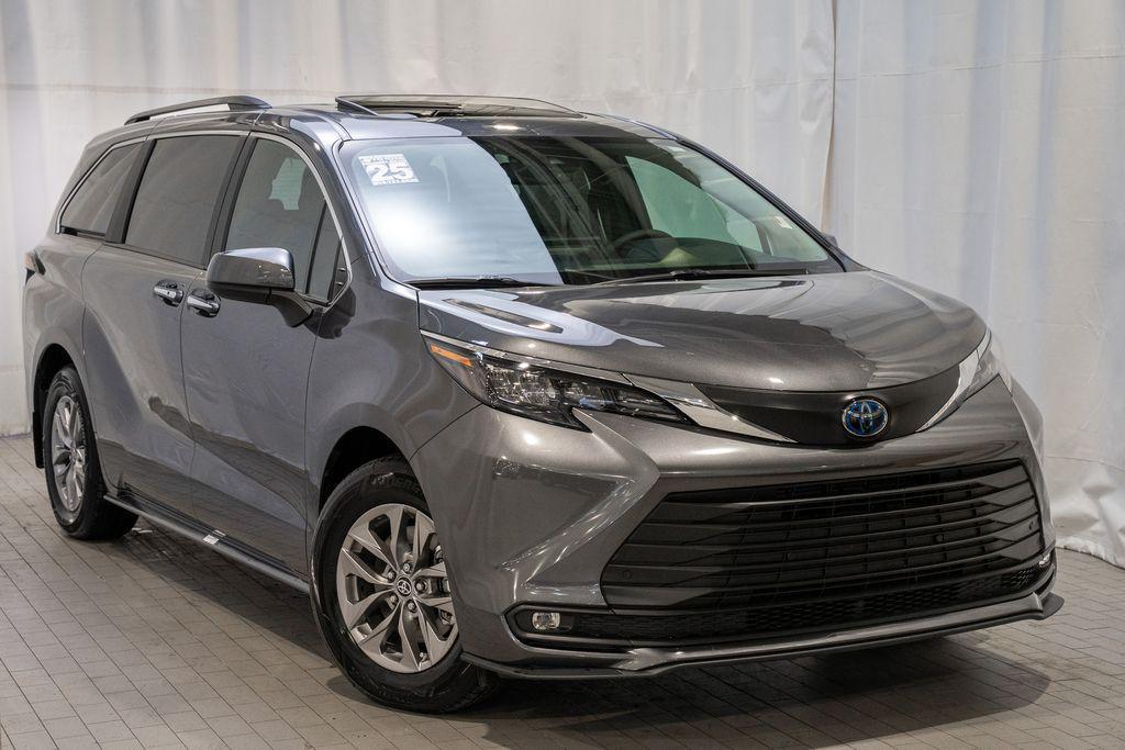used 2025 Toyota Sienna car, priced at $45,722