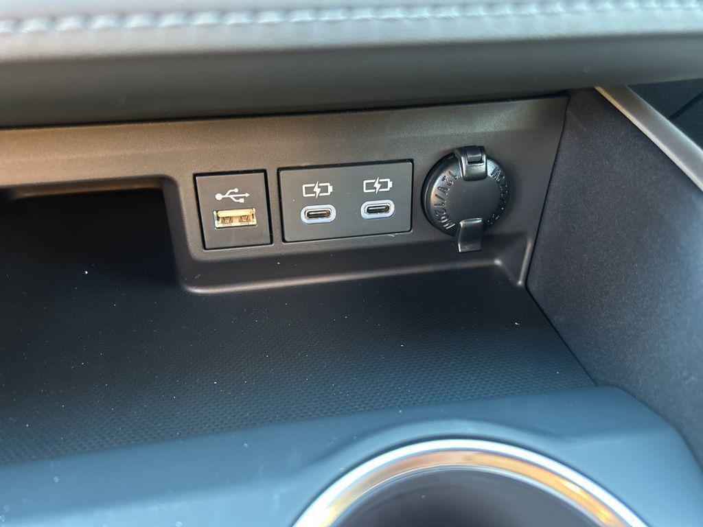 new 2026 Toyota Highlander car, priced at $52,038