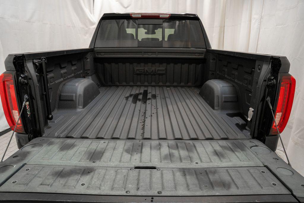 used 2022 GMC Sierra 1500 car, priced at $45,588