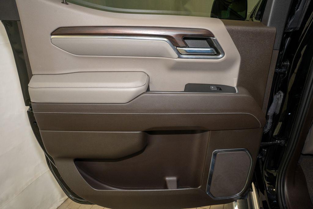 used 2022 GMC Sierra 1500 car, priced at $45,588