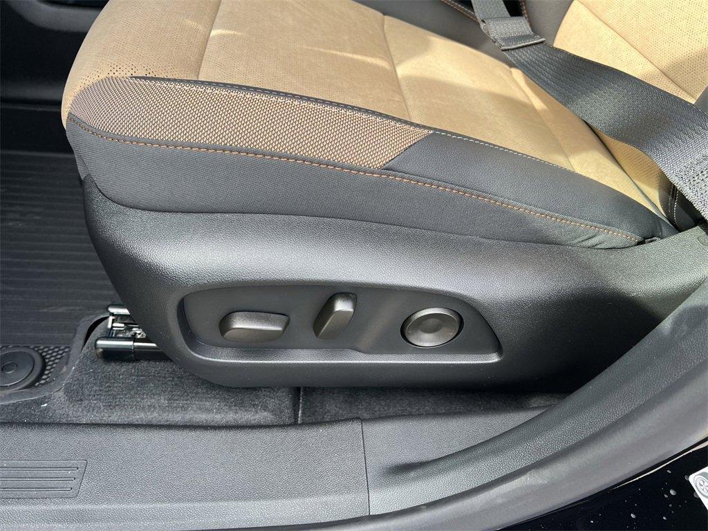 new 2026 Chevrolet Equinox car, priced at $39,156