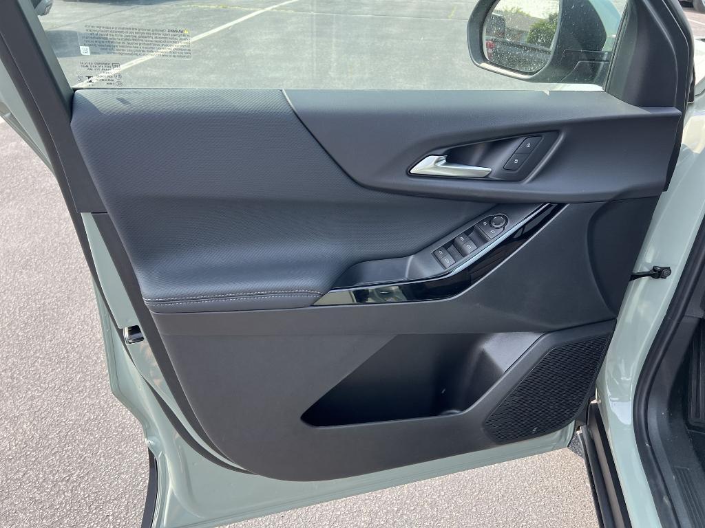 new 2026 Chevrolet Equinox car, priced at $28,195