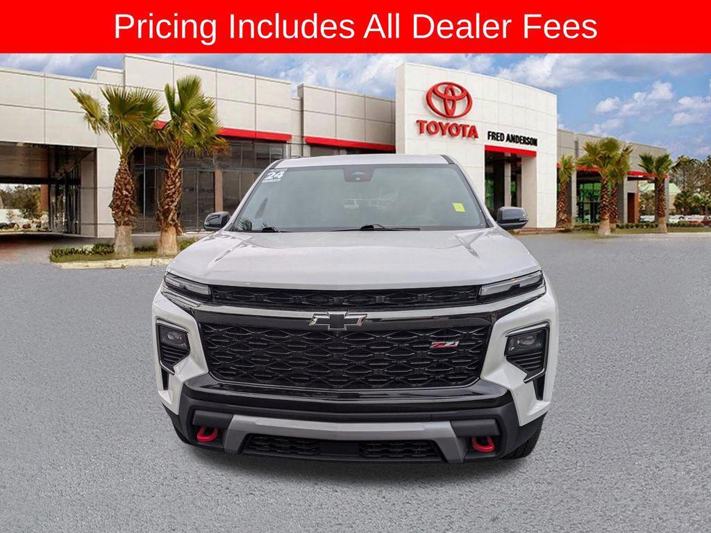 used 2024 Chevrolet Traverse car, priced at $43,531