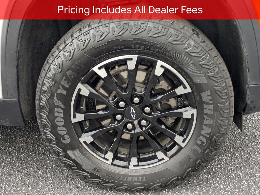 used 2024 Chevrolet Traverse car, priced at $43,371