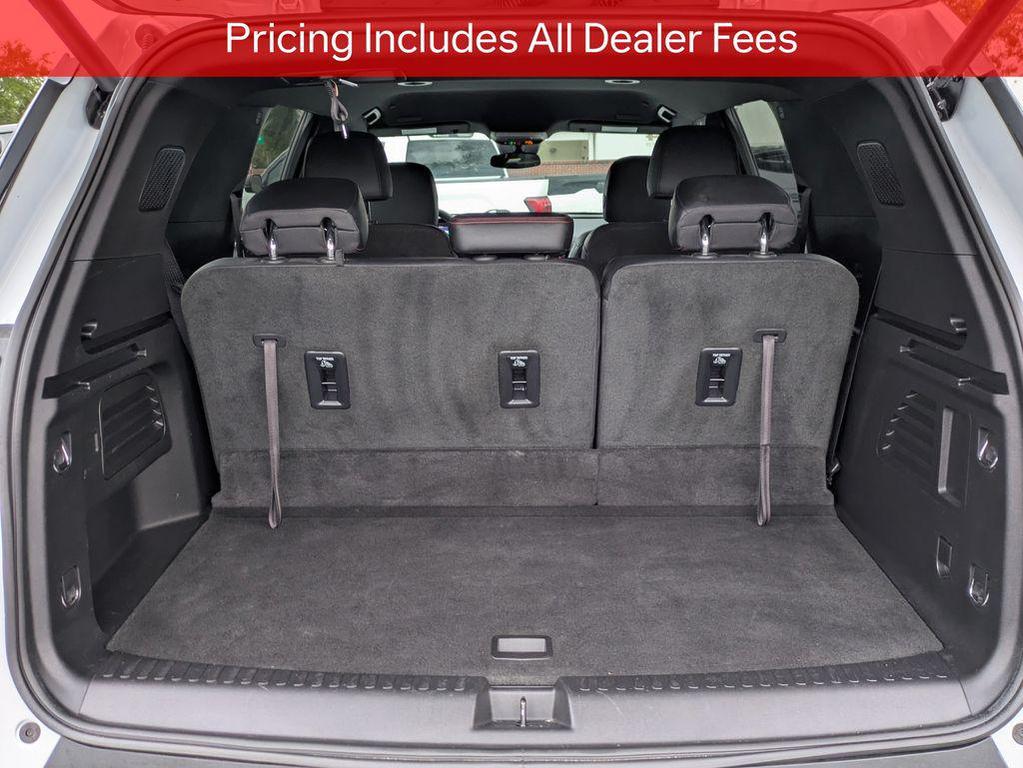 used 2024 Chevrolet Traverse car, priced at $43,371