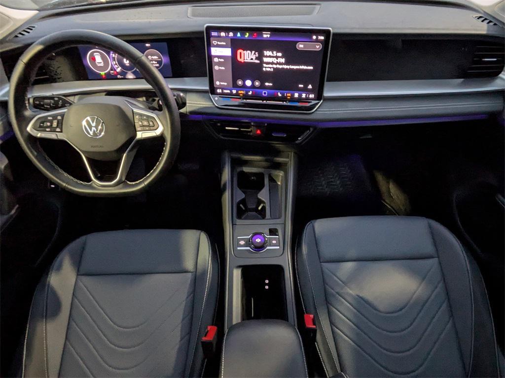 used 2025 Volkswagen Tiguan car, priced at $27,991