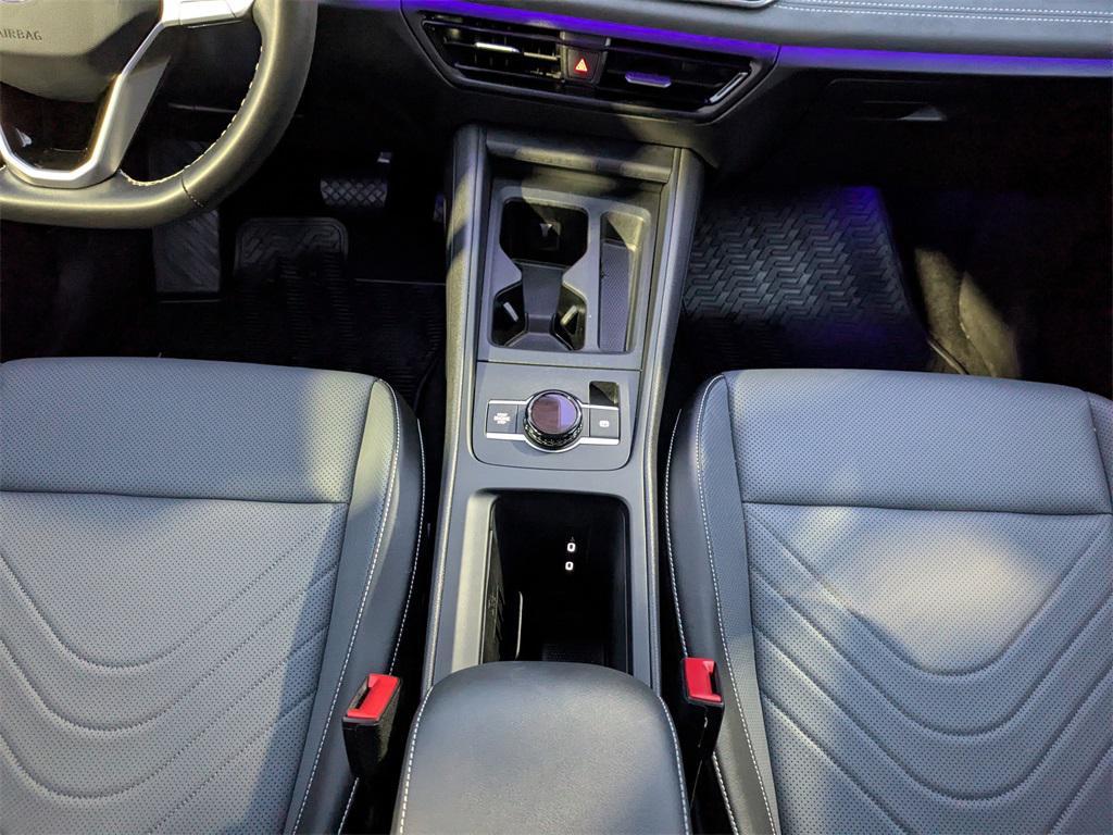 used 2025 Volkswagen Tiguan car, priced at $27,991