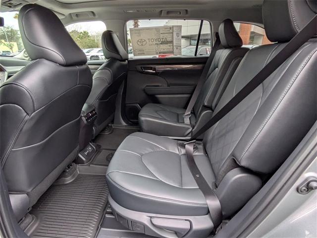 new 2026 Toyota Highlander car, priced at $56,726