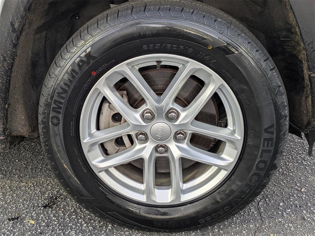 used 2023 Jeep Grand Cherokee L car, priced at $24,791