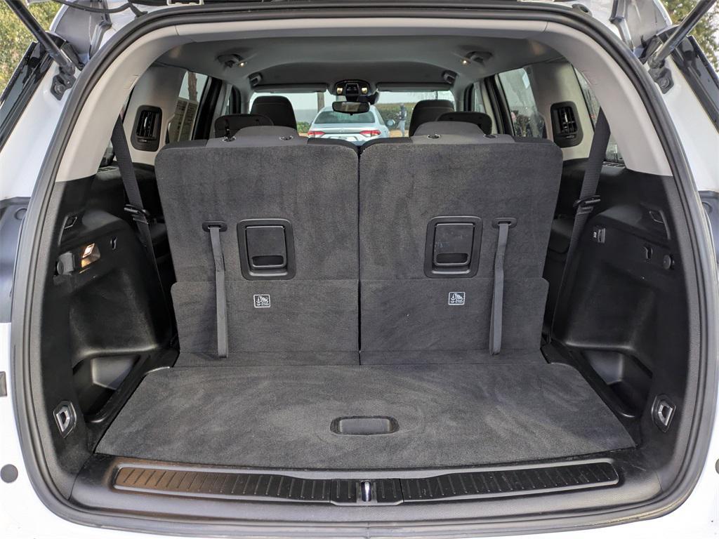 used 2023 Jeep Grand Cherokee L car, priced at $24,791