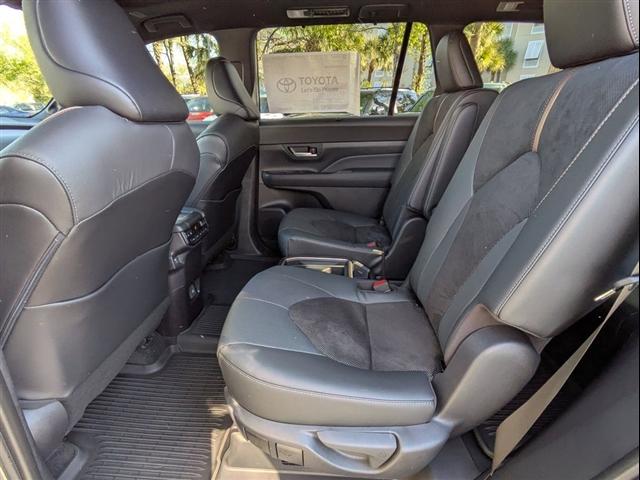 new 2026 Toyota Grand Highlander Hybrid car, priced at $64,894